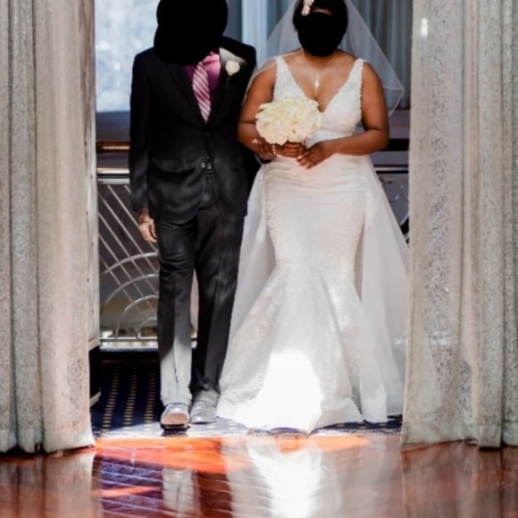 Tony Ward Nina Wedding Dress - Picture 4 of 16